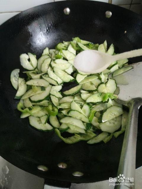 瓠瓜可以做菜吃吗视频讲解,视频揭秘家常菜制作秘诀