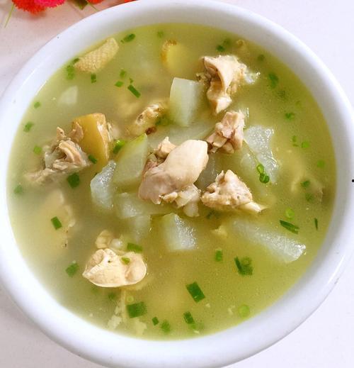 什么瓜适合炖鸡吃呢视频,揭秘最适合炖鸡的瓜类食材