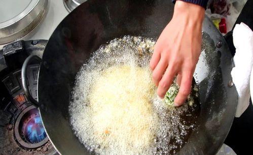 美食吃瓜视频,尽享舌尖上的欢乐时光
