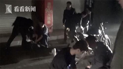 凉山女生拿刀吃瓜视频