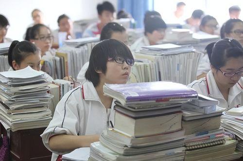 高考减压视频吃瓜