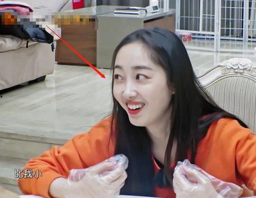 上海女友吃瓜视频曝光是真的吗,上海女友吃瓜视频真实性揭秘