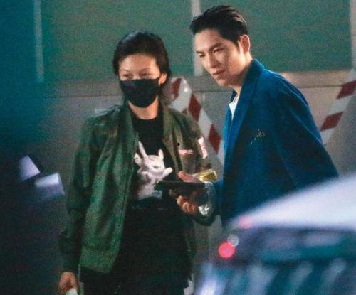 吃瓜肖敬腾求婚视频播放,视频播放引发热议