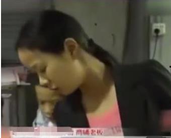 吃鸡女生呆瓜视频