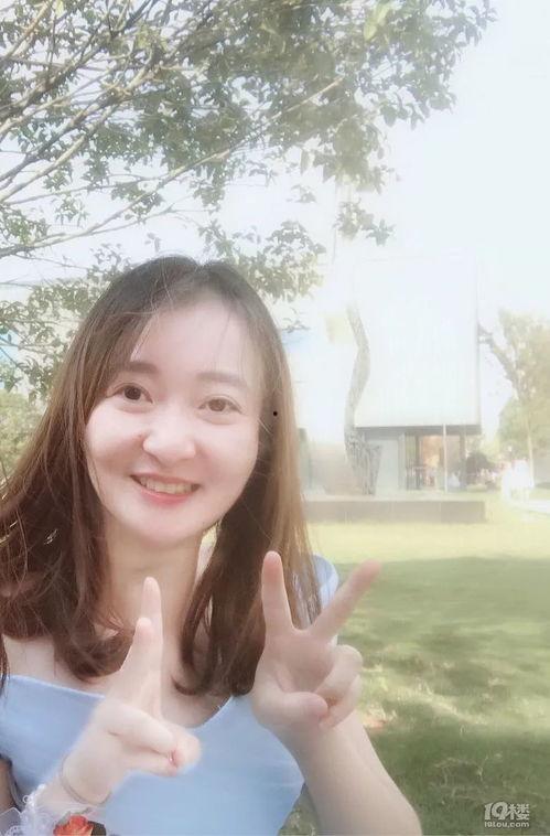 杭州吃瓜小姐姐视频,网络热议不断