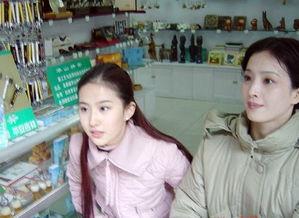 韩小浪和女儿吃瓜视频播放,视频播放量飙升