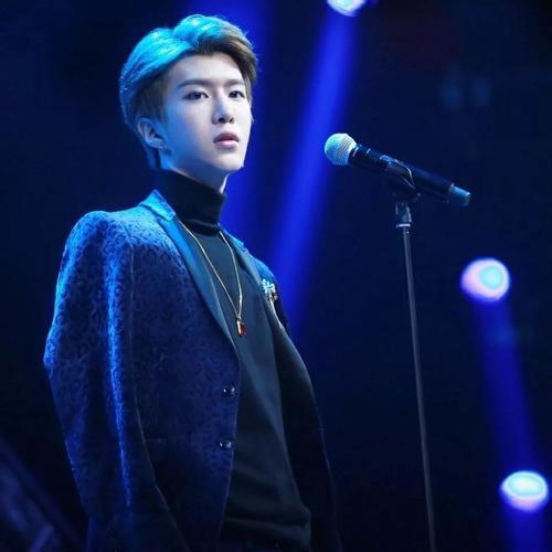 范丞丞吃瓜破坏道具视频