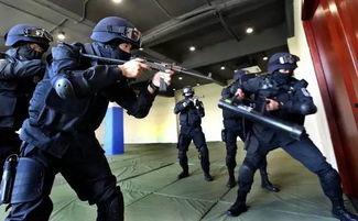 特警队员吃瓜视频播放,揭秘军营生活趣味瞬间